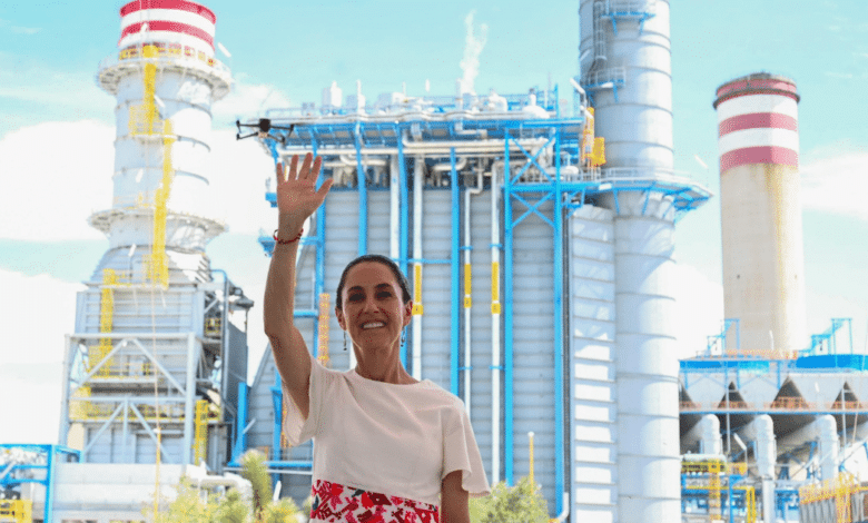 La obra tuvo una inversión pública de 350 millones de dólares y va a beneficiar a 2 millones 400 mil viviendas con energía eléctrica