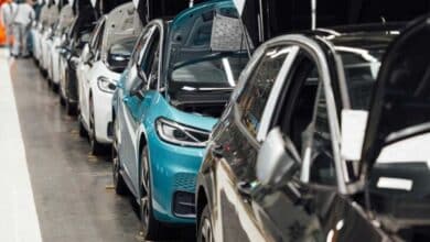 Producción de autos eléctricos e híbridos en México crece 34% en 2025