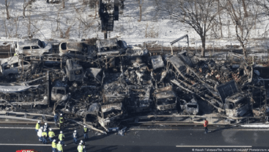Un choque masivo registrado en una autopista del centro de Japón provocó la muerte de dos personas y dejó al menos 26 heridos, cinco de ellos en estado grave.