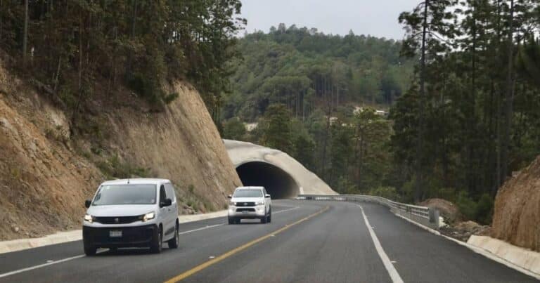 Segob promete botón de pánico contra inseguridad en carreteras