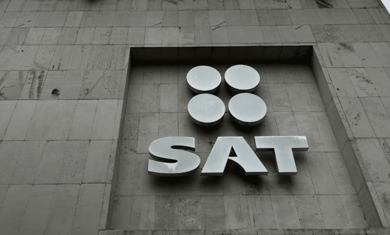 SAT llama a empresas a revisar el pago de impuestos de 2022 y 2023