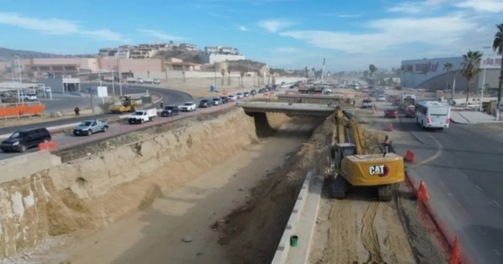 glorieta de las mujeres libres mejorará tránsito en los cabos (2)