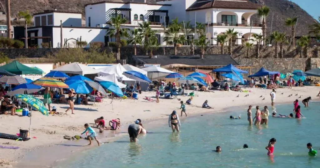 playas de la paz registran alta afluencia al cierre de semana santa (2)