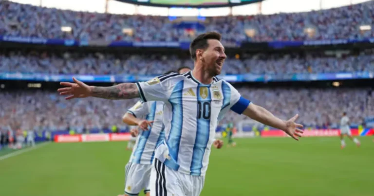 histórico triplete de messi da el triunfo a argentina