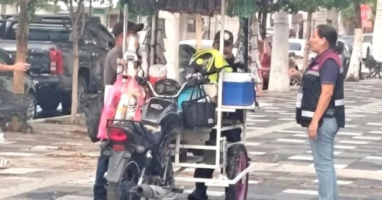 coepris suspende venta de alimentos en vía pública donde existen derrames de aguas residuales en la paz