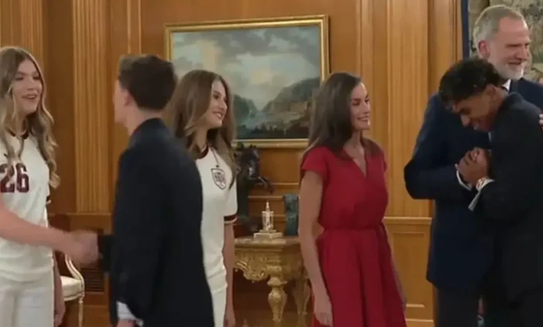 el rey felipe vi recibe a la selección española en el palacio de la zarzuela