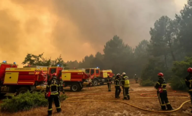 incendios forestales en grecia dejan tres bomberos muertos mientras españa estabiliza megaincendio