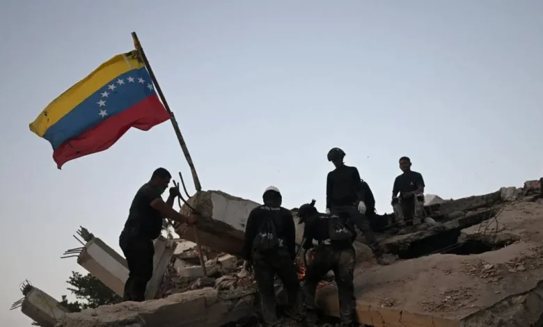 Más de 5 mil personas sin vida a un mes del terremoto en Venezuela