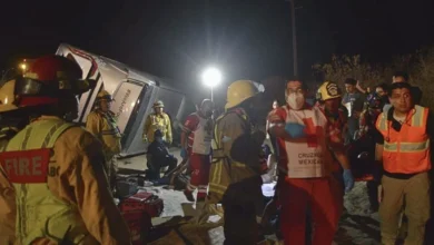 trágico choque entre autobús de hotel y automóvil deja tres muertos en los cabos